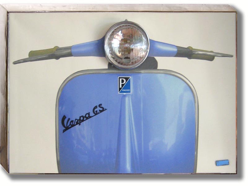 061015-BlueChip-VespaGS-AzzurraBianco-82x59H